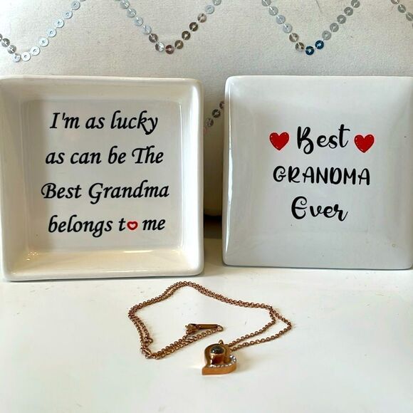Best Grandma Ever Keepsake Jewerly Box with heart shape necklace - Picture 1 of 8
